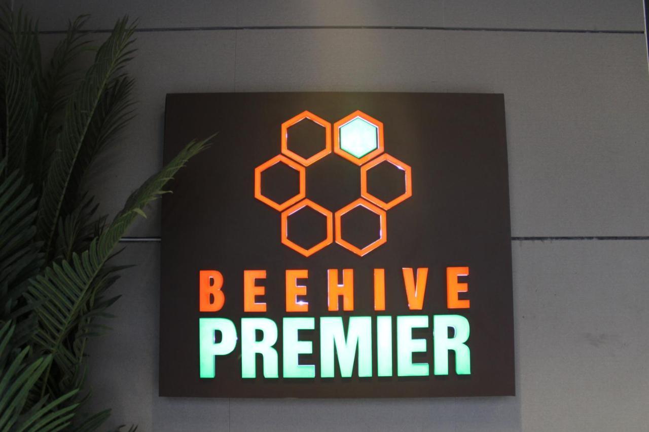 Beehive Premier Malé Exterior foto