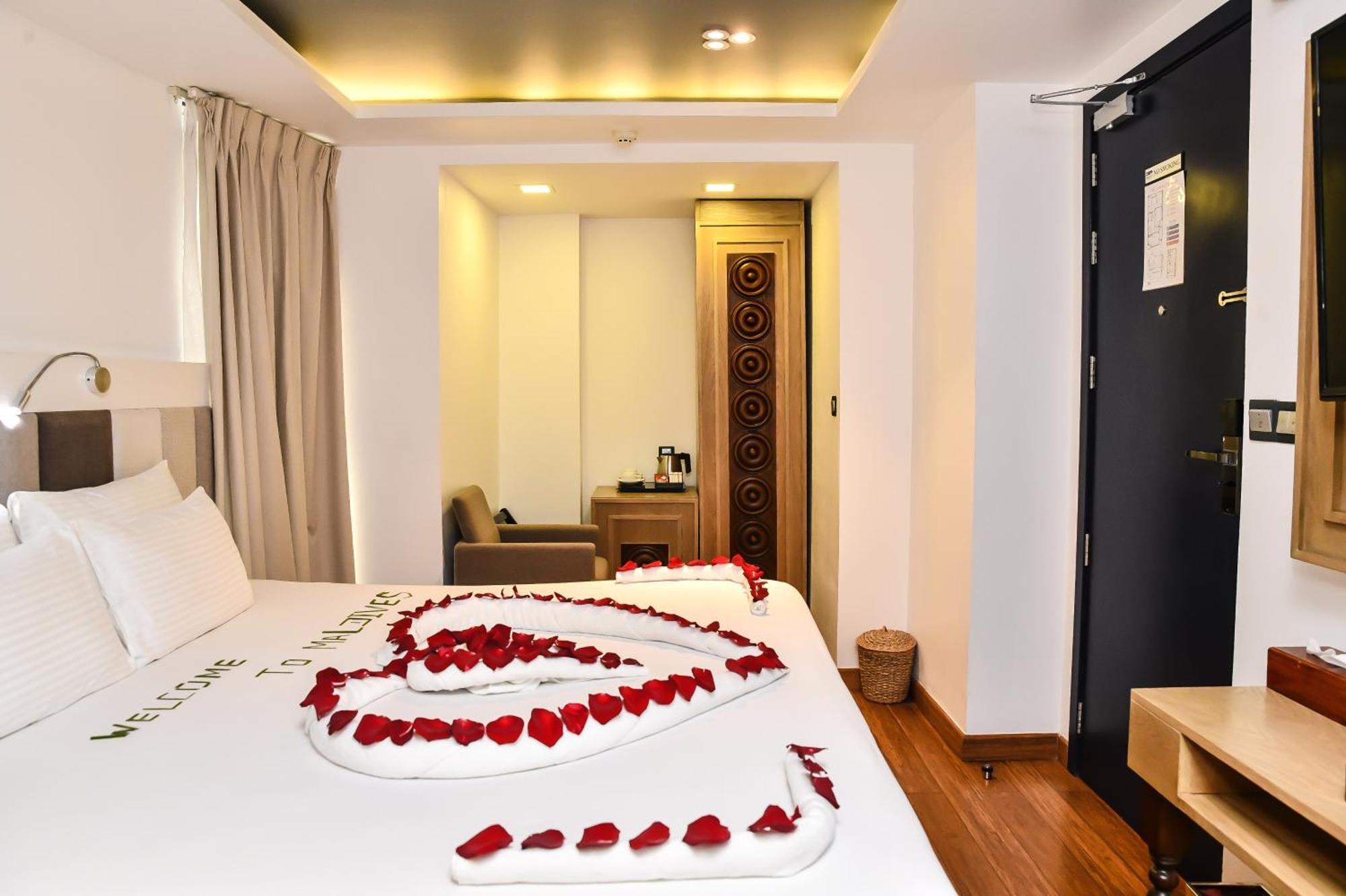 Beehive Premier Malé Exterior foto
